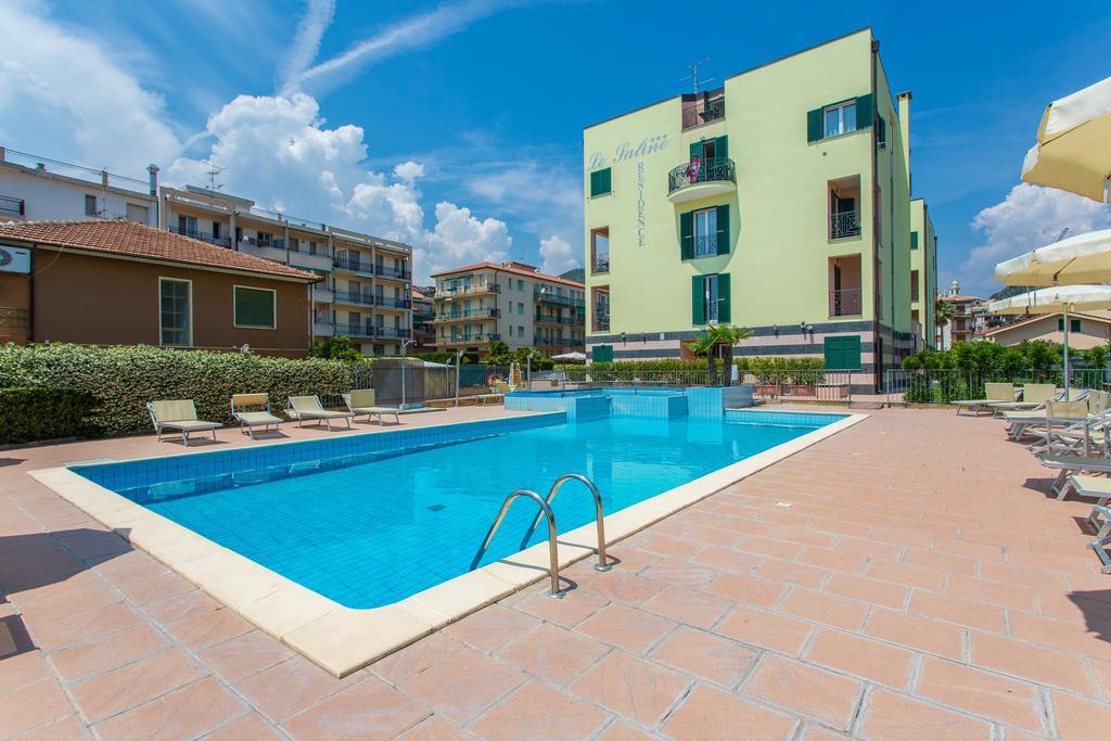 Residence Le Saline Борджо-Верецці Екстер'єр фото