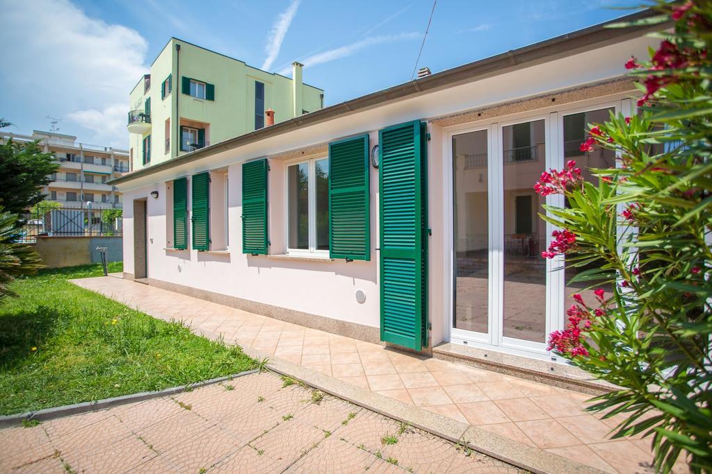 Residence Le Saline Борджо-Верецці Екстер'єр фото